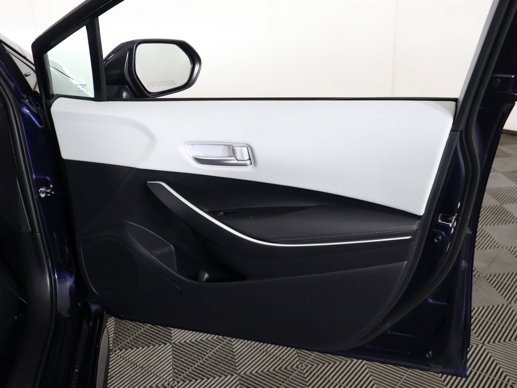 Used 2025 Toyota Corolla SE FWD image 18