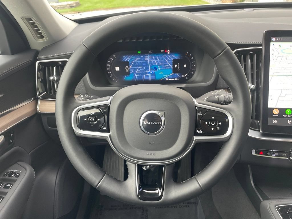 Used 2025 Volvo XC90 B6 Plus AWD/4WD image 22
