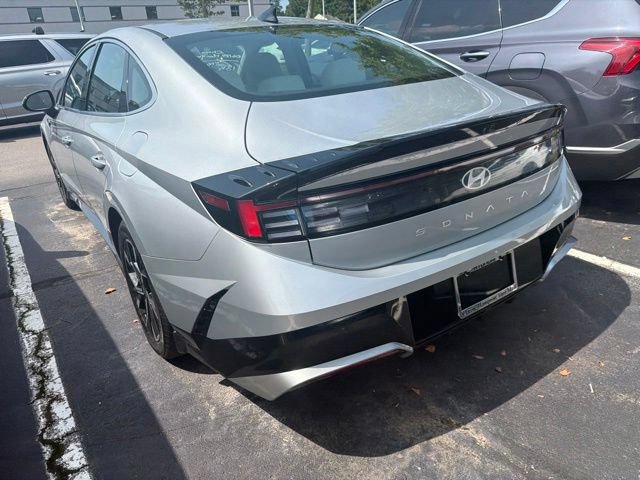 Used 2024 Hyundai Sonata SEL FWD image 8
