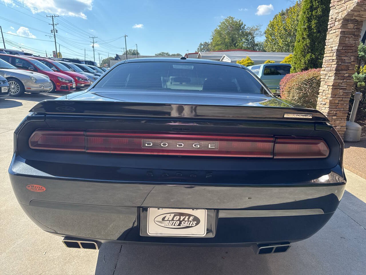 Used 2011 Dodge Challenger SRT8 RWD image 4