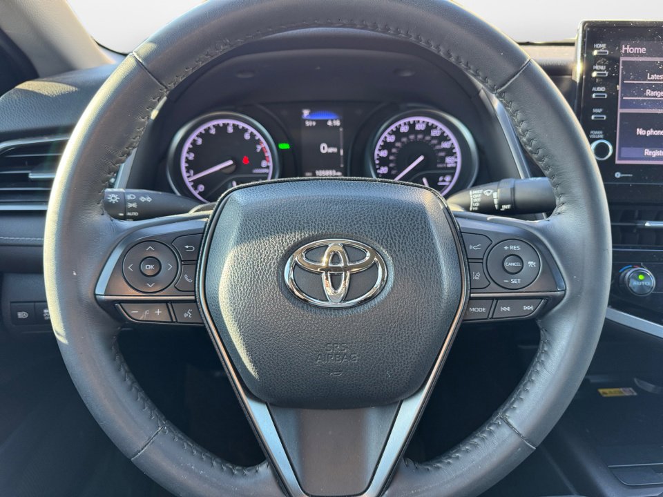 Used 2022 Toyota Camry SE image 10