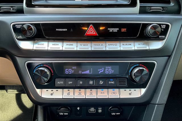Used 2018 Hyundai Sonata SEL w/ Tech Package 04 FWD image 17