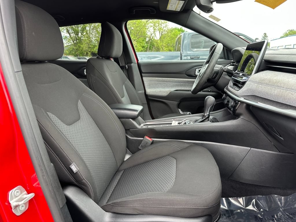 Used 2023 Jeep Compass Sport AWD/4WD image 21