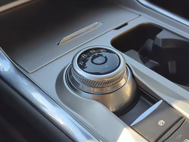 Used 2022 Ford Explorer Limited w/ Limited Technology Package image 13