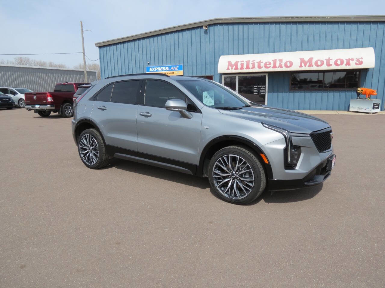 Used 2024 Cadillac XT4 Sport w/ Cold Weather Package image 2