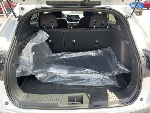 New 2026 Chevrolet Trax RS w/ Driver Confidence Package FWD image 22