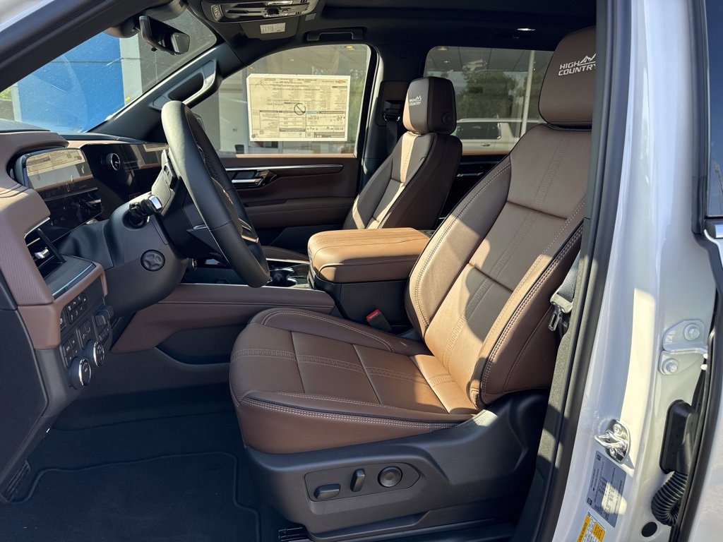New 2025 Chevrolet Suburban High Country w/ Sun And Tow Package image 14