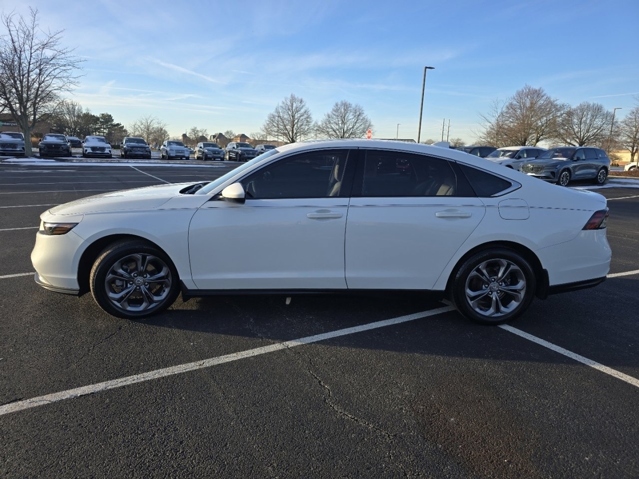 Certified 2024 Honda Accord EX image 15