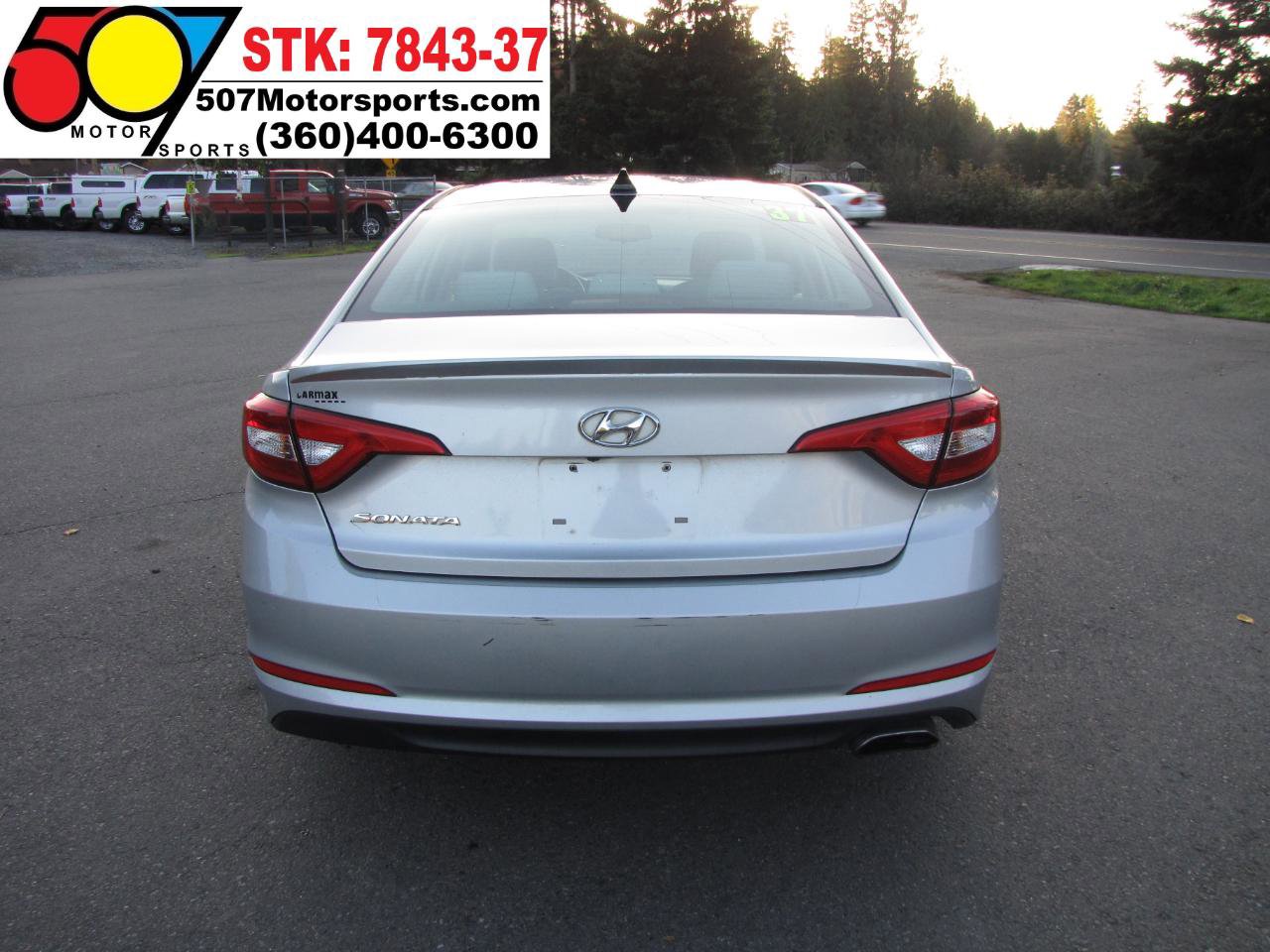 Used 2015 Hyundai Sonata SE w/ Option Group 09 image 7