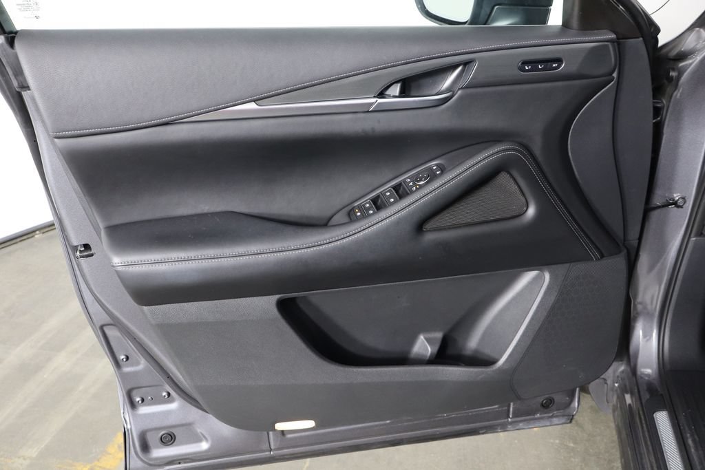 Used 2023 INFINITI QX60 Luxe w/ Cargo Package FWD image 20