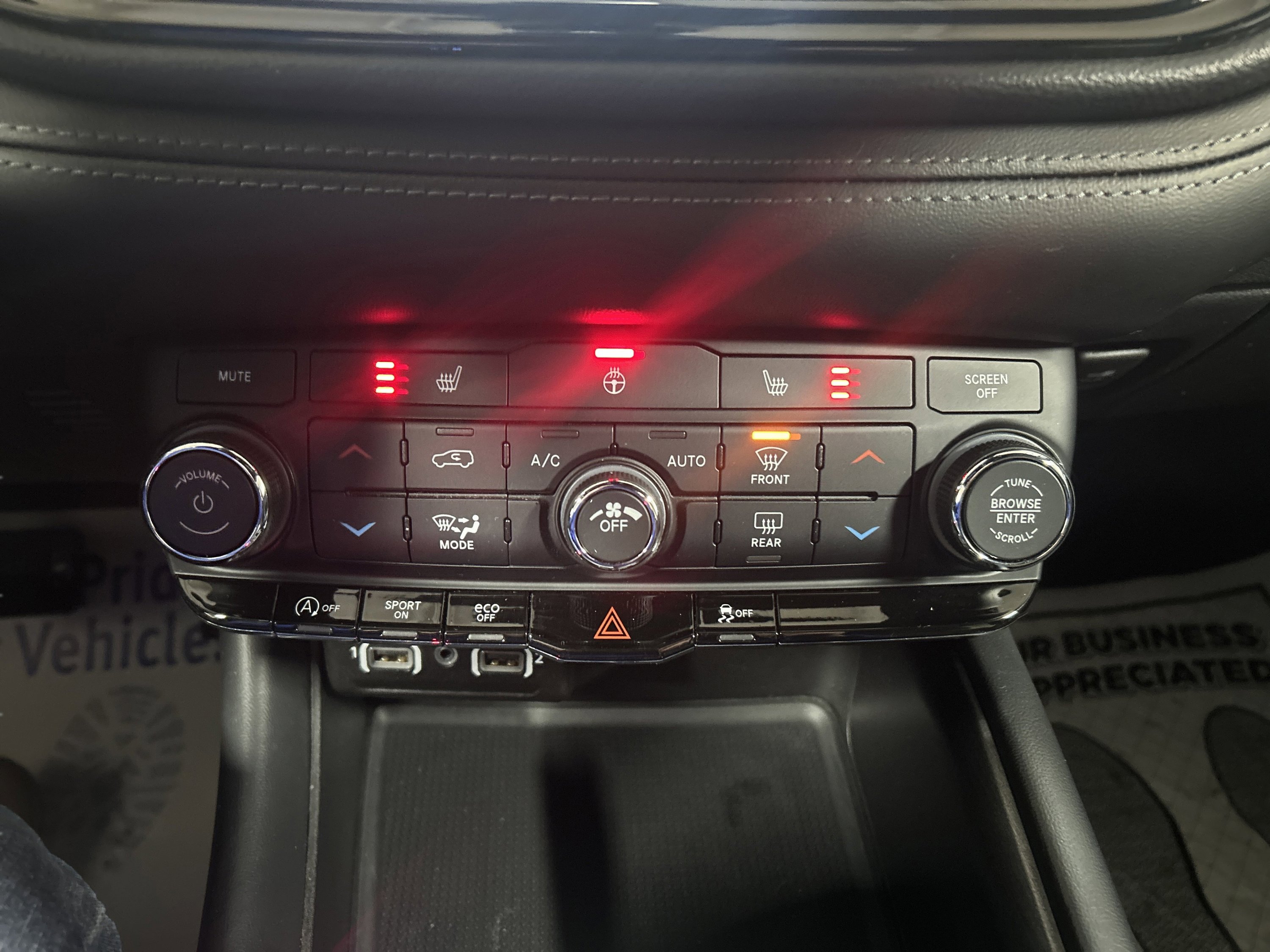 Used 2024 Dodge Durango SXT image 22