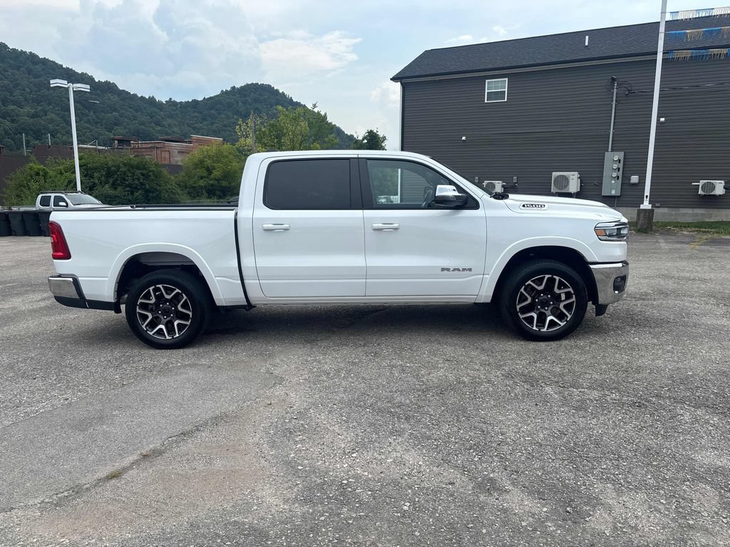 Used 2026 RAM 1500 Laramie AWD/4WD image 6