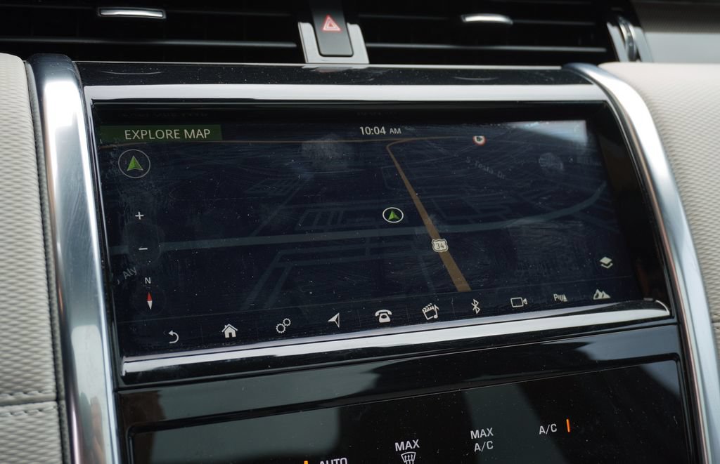 Used 2020 Land Rover Discovery Sport SE R-Dynamic AWD/4WD image 19