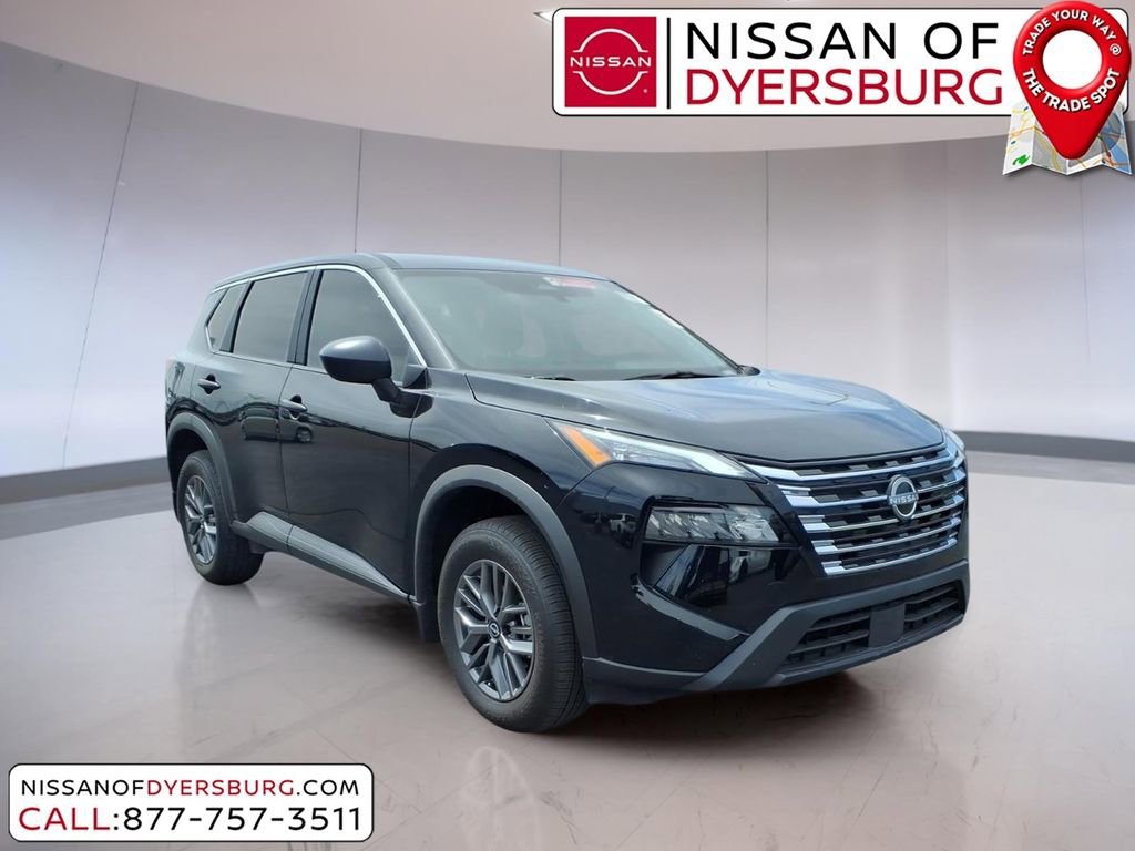 Used 2026 Nissan Rogue S FWD image 1