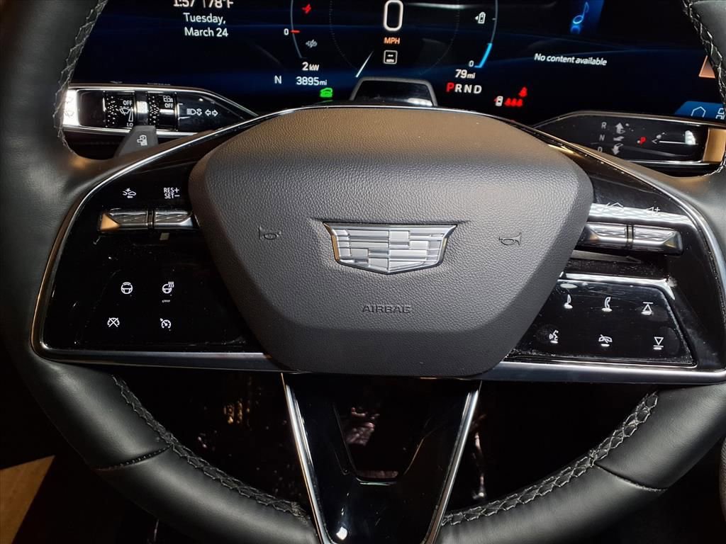 Certified 2025 Cadillac Optiq Luxury 1 w/ LPO, Floor Liner Package image 7