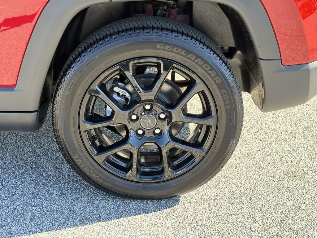 Used 2026 Jeep Compass Latitude image 31