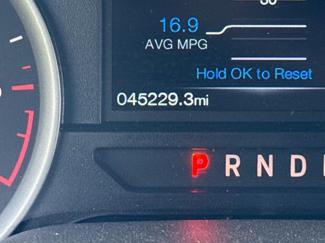 Used 2019 Ford F150 XLT w/ Equipment Group 302A Luxury AWD/4WD image 27