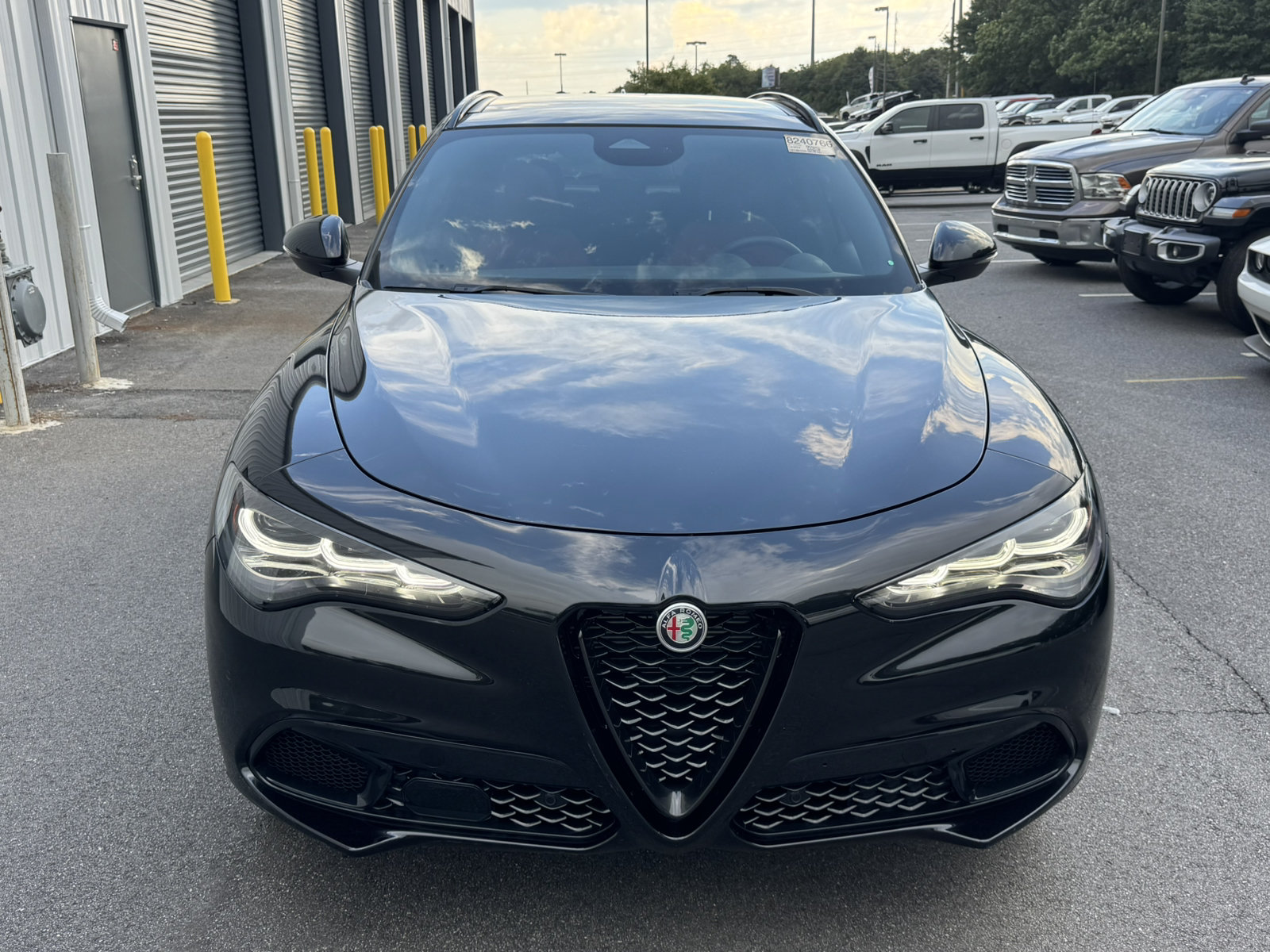 Used 2026 Alfa Romeo Stelvio Sprint AWD/4WD image 2