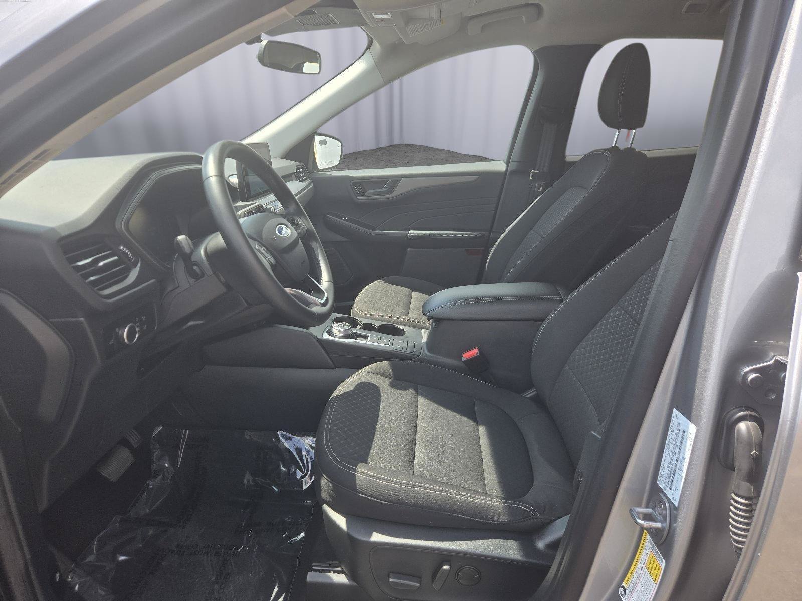 Used 2024 Ford Escape Active FWD image 10