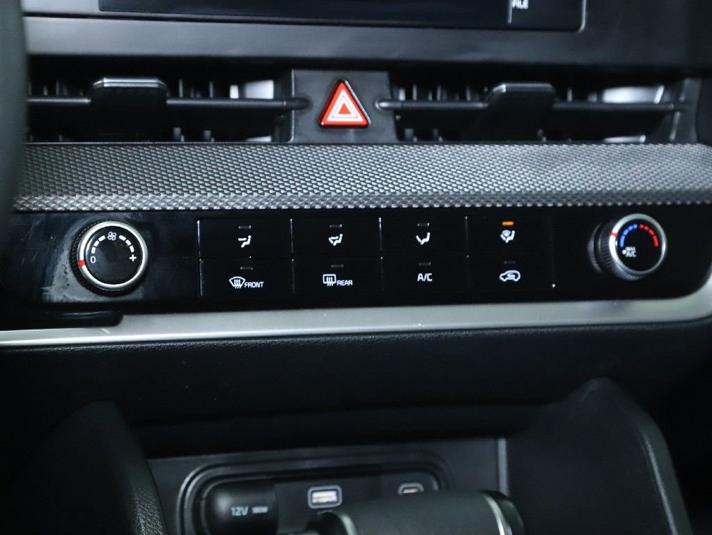 Used 2025 Kia Sportage LX image 26