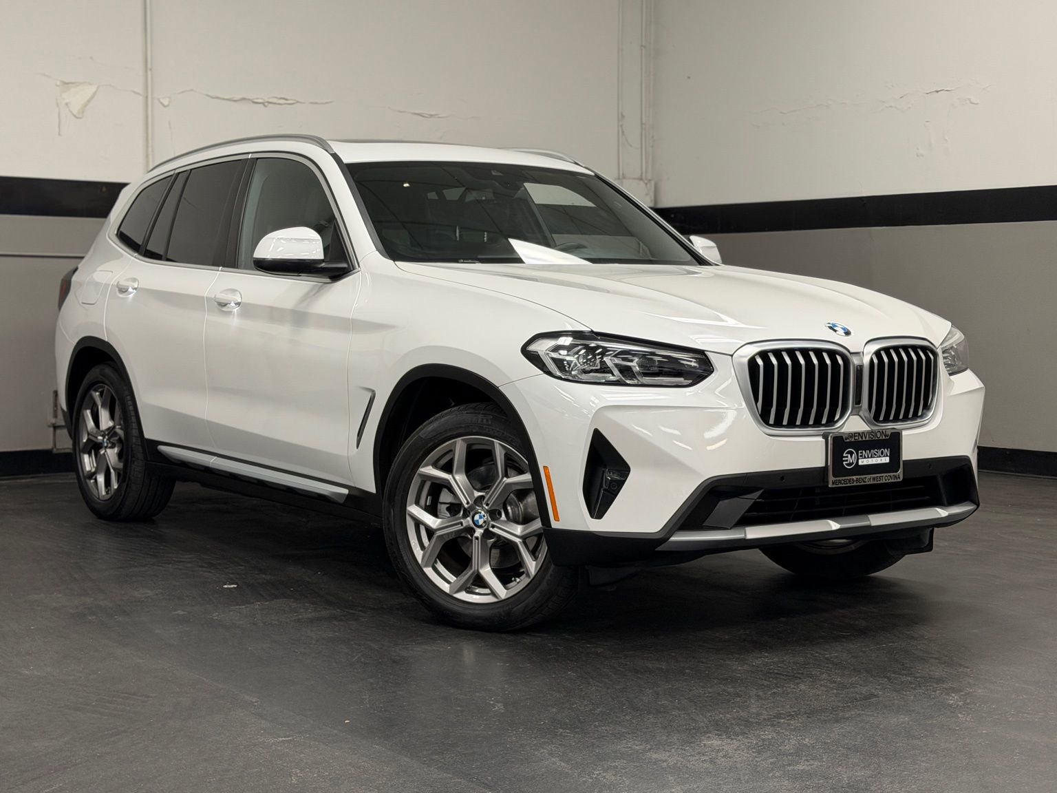 Used 2023 BMW X3 xDrive30i w/ Convenience Package w/ZPA AWD/4WD image 2