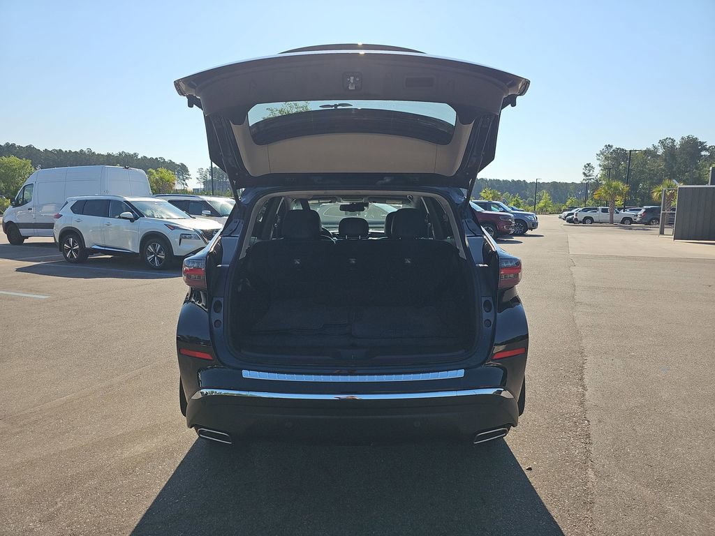 Used 2024 Nissan Murano SV FWD image 17
