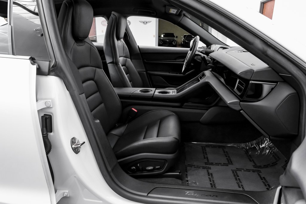 Used 2022 Porsche Taycan image 45