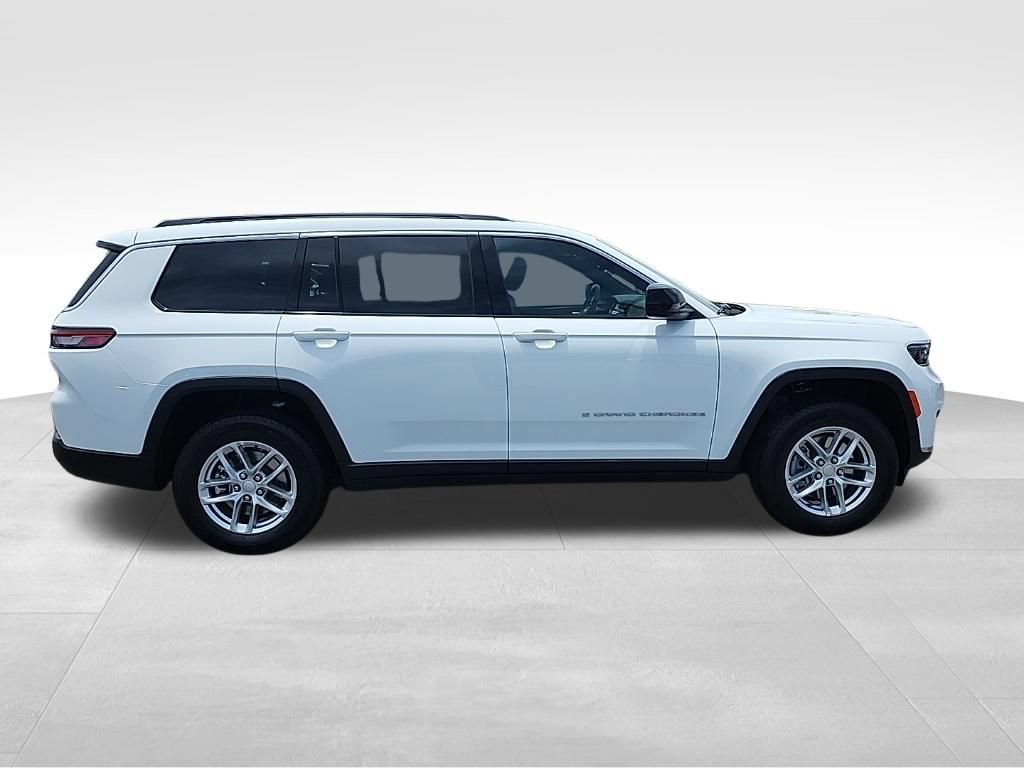 New 2026 Jeep Grand Cherokee L Laredo RWD image 26