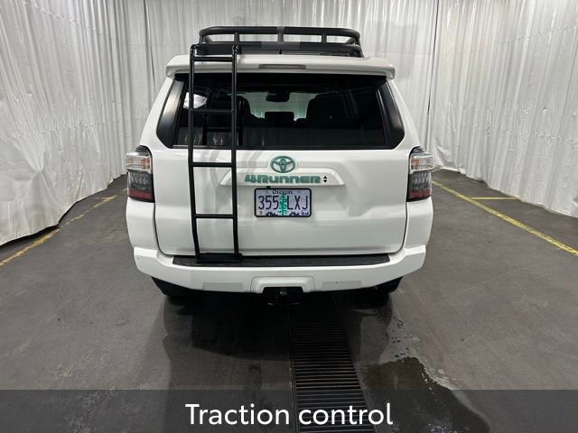 Used 2020 Toyota 4Runner SR5 Premium w/ Moonroof Package AWD/4WD image 4