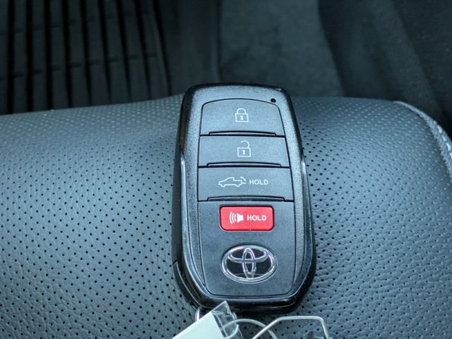 Used 2026 Toyota Tundra SR5 w/ SR5 Premium Package RWD image 29