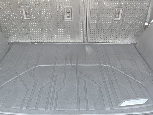 Used 2022 Chevrolet Blazer LT FWD image 31
