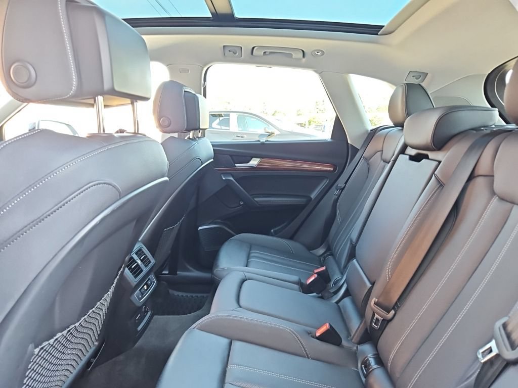 Used 2023 Audi Q5 2.0T Prestige w/ Prestige Package AWD/4WD image 29