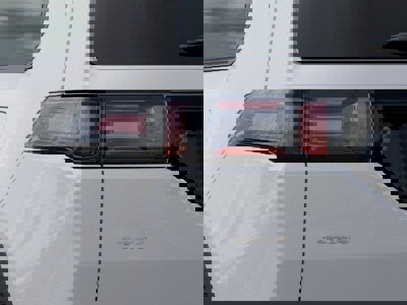 New 2026 Jeep Cherokee Overland image 9