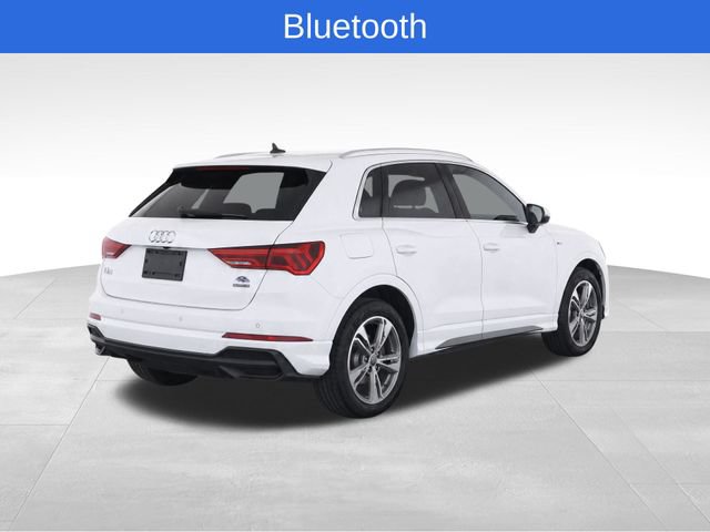 Used 2020 Audi Q3 2.0T Premium w/ Convenience Package AWD/4WD image 4