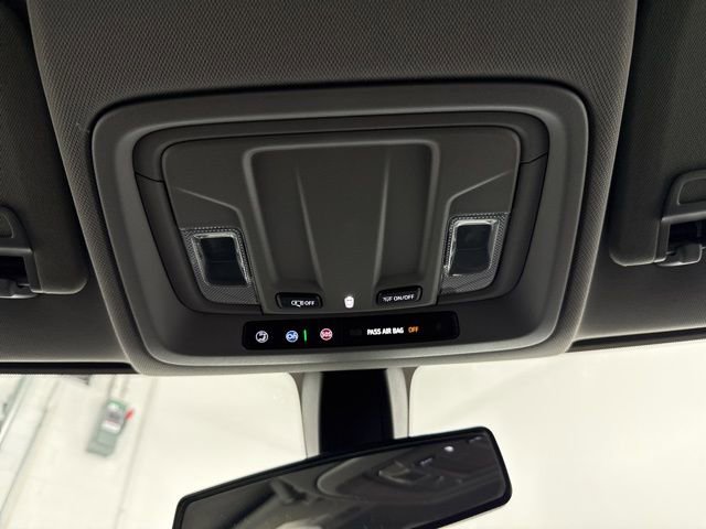 Used 2019 Chevrolet Silverado 1500 LT w/ All-Star Edition AWD/4WD image 36