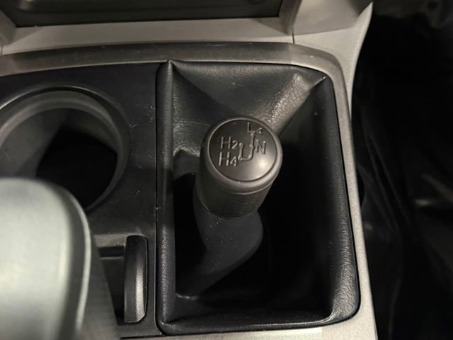 Used 2012 Toyota 4Runner SR5 w/ Convenience Pkg AWD/4WD image 25