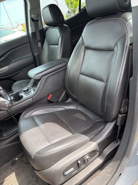 Used 2021 GMC Acadia SLT w/ Elevation Edition image 8