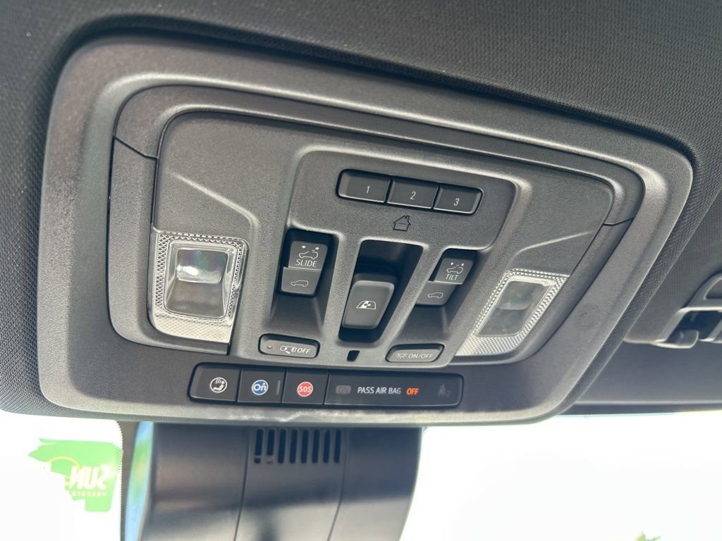 Used 2023 Chevrolet Silverado 1500 High Country w/ High Country Premium Package image 41