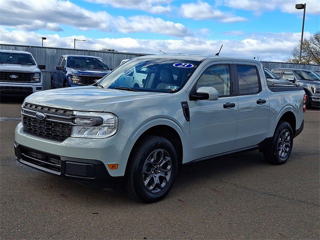 Certified 2023 Ford Maverick XLT w/ XLT Luxury Package image 3