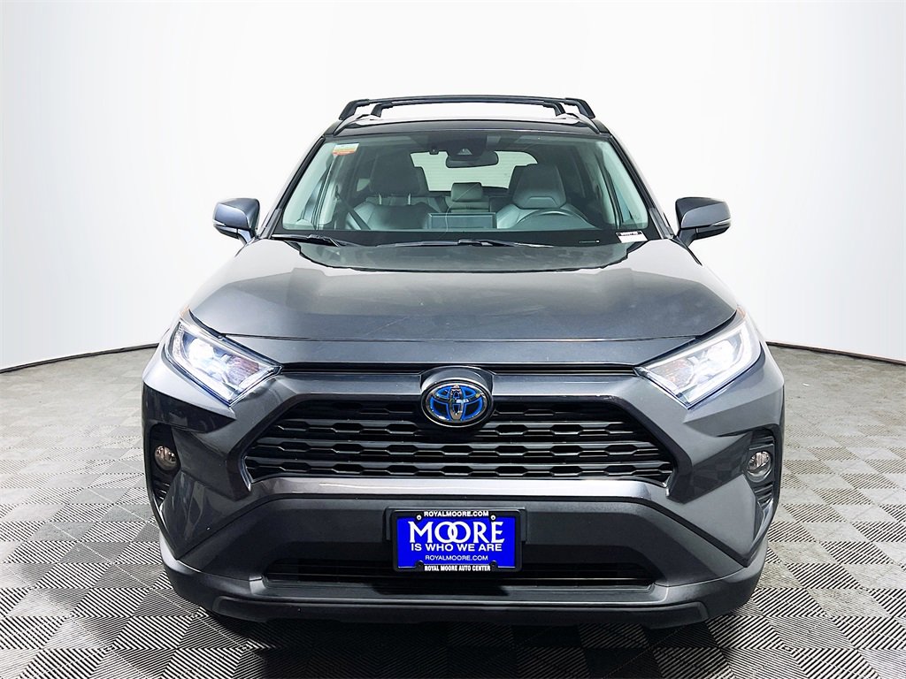 Certified 2021 Toyota RAV4 XLE Premium image 3