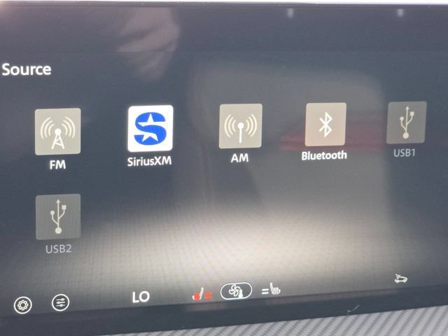 New 2026 Nissan Kicks SR w/ Cold Weather Package AWD/4WD image 7
