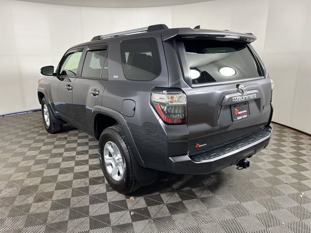Used 2023 Toyota 4Runner SR5 Premium w/ SR5 Premium Package AWD/4WD image 4