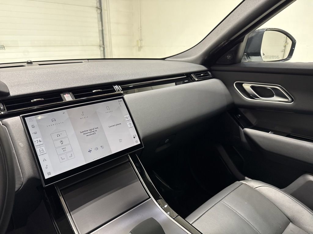 Used 2026 Land Rover Range Rover Velar S image 14