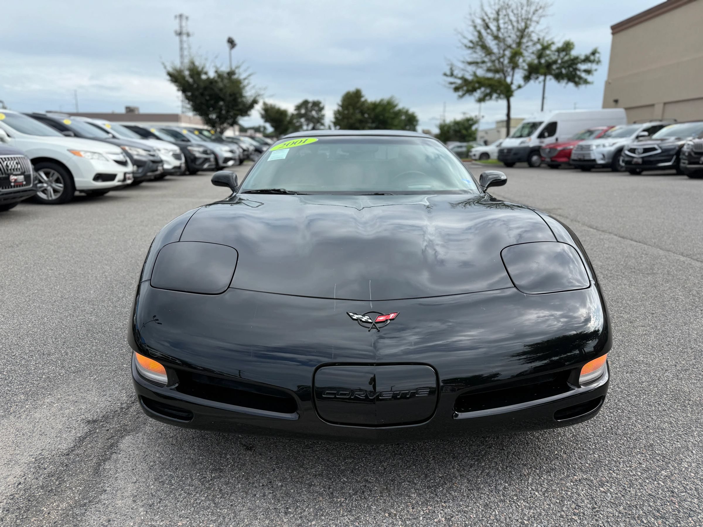 Used 2001 Chevrolet Corvette Coupe w/ Preferred Equipment Group2 RWD image 5