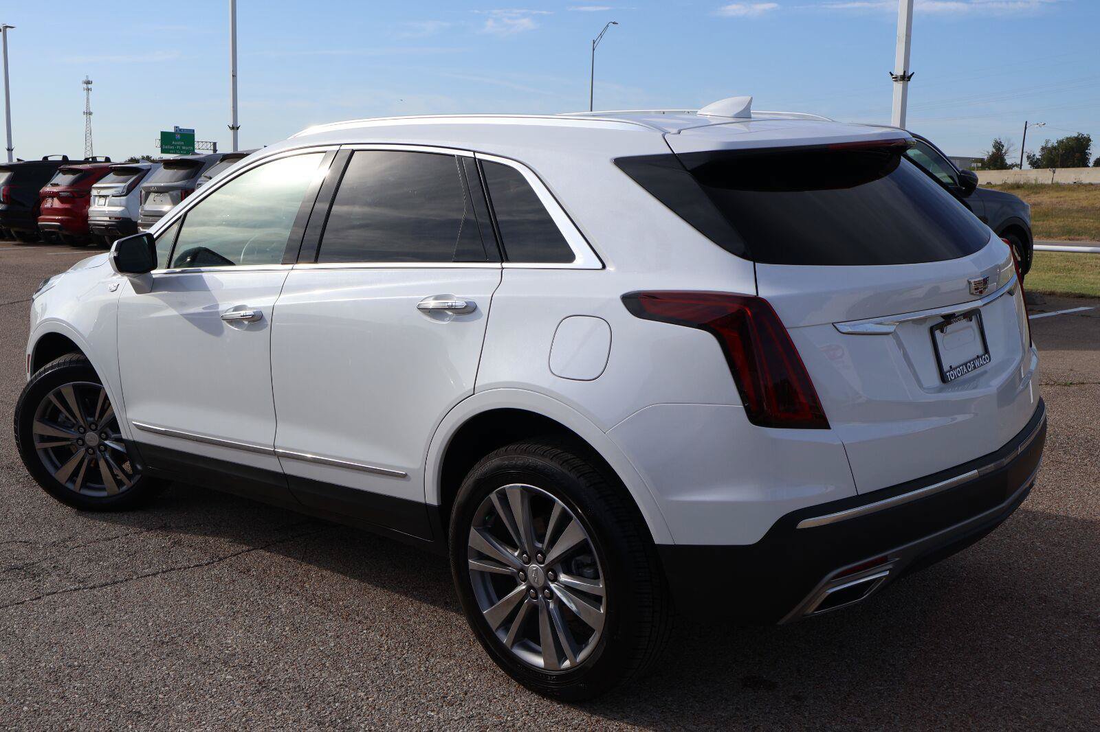 Used 2024 Cadillac XT5 Premium Luxury FWD image 5
