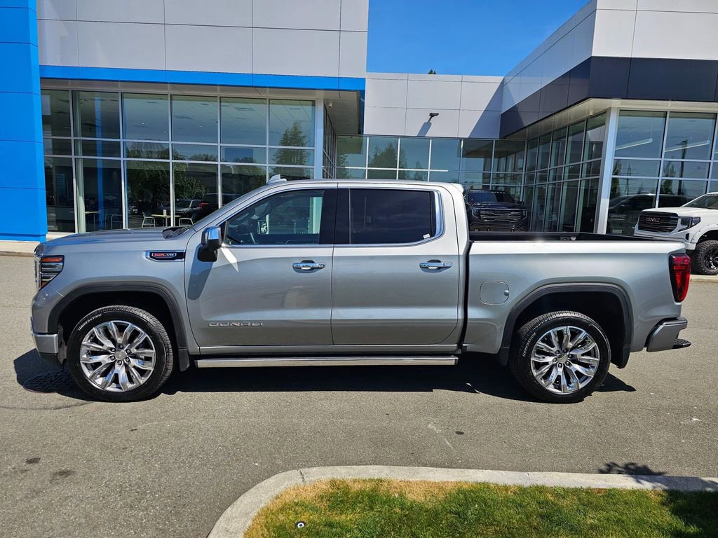 Used 2026 GMC Sierra 1500 Denali AWD/4WD image 2