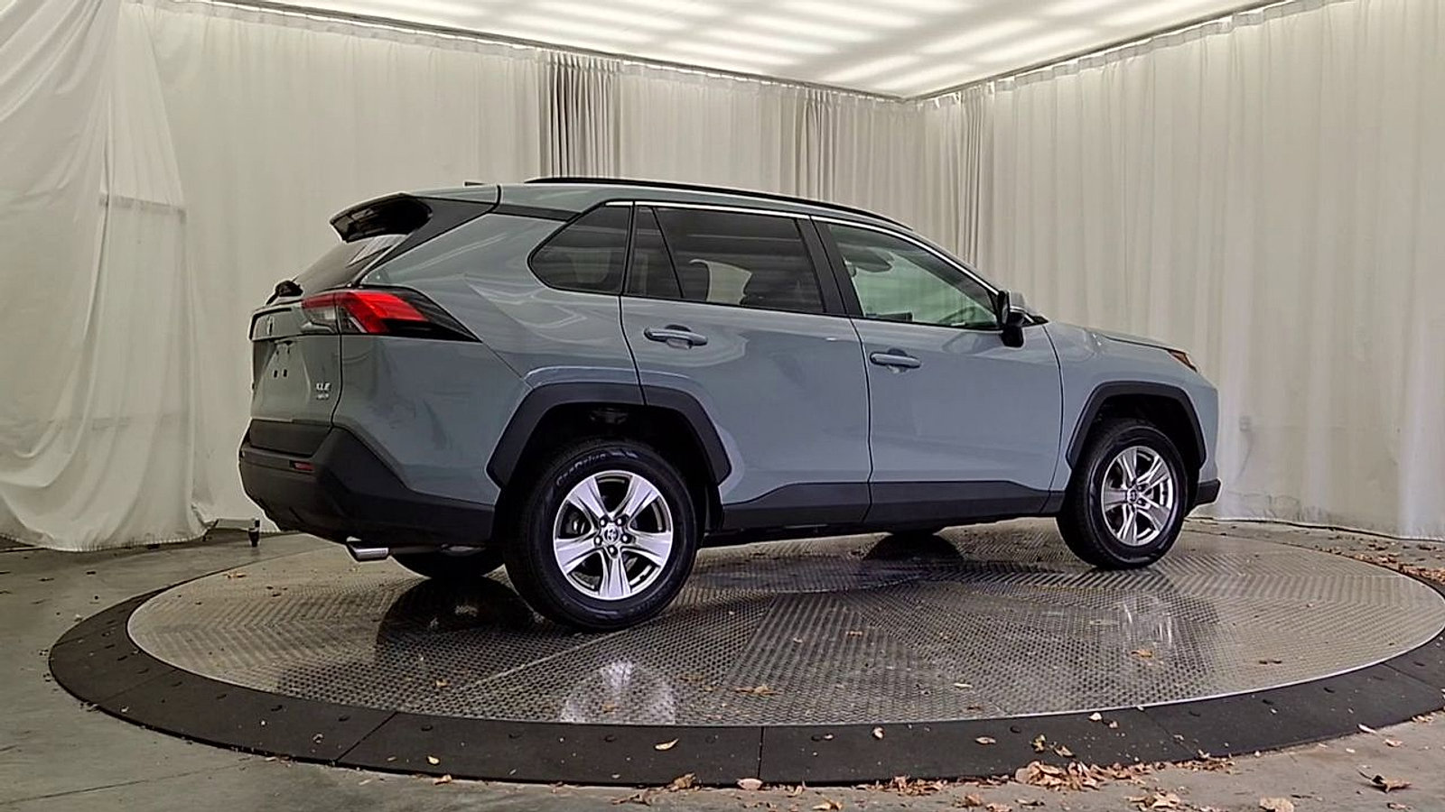 Certified 2022 Toyota RAV4 XLE image 7