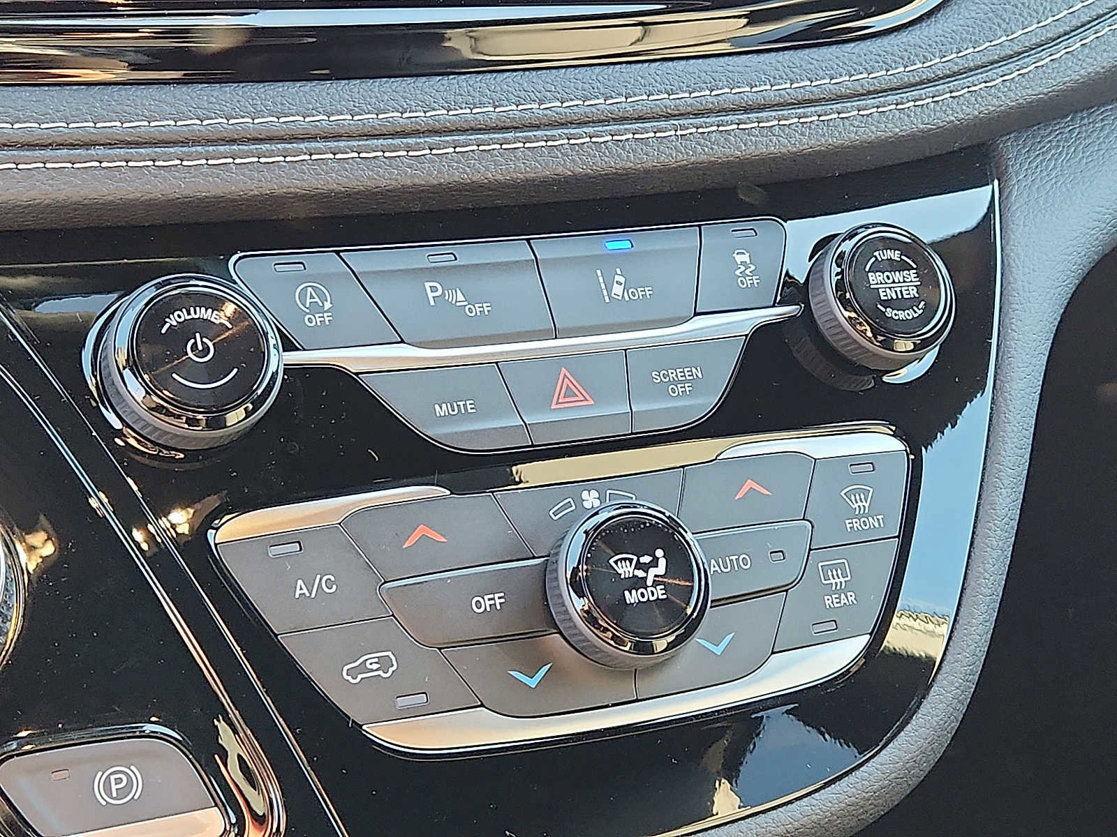 New 2026 Chrysler Pacifica Select image 11