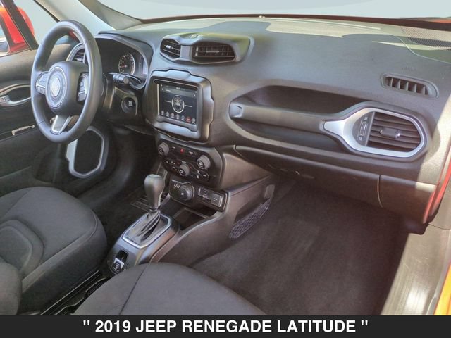 Used 2019 Jeep Renegade Latitude w/ Popular Equipment Group AWD/4WD image 34