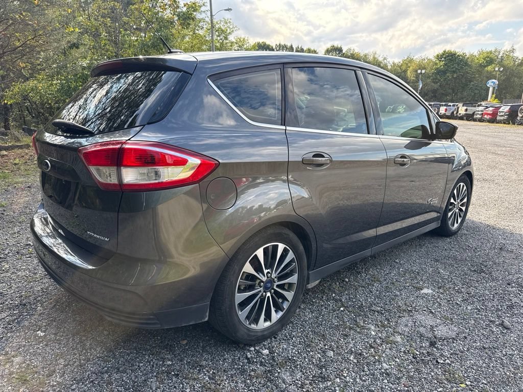 Used 2017 Ford C-MAX Energi Titanium w/ Equipment Group 501A FWD image 7